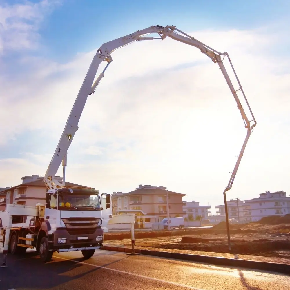 TEHLİKELİ VE ÇOK TEHLİKELİ İŞLERDE BETON POMPA YAĞCISI EĞİTİMİ